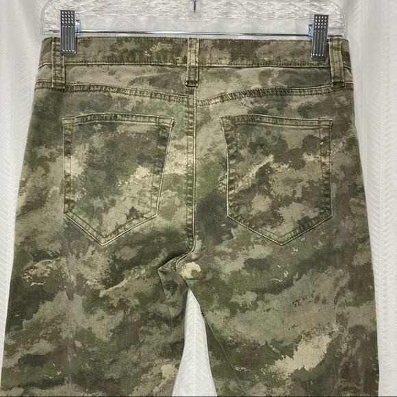 Urban Outfitters BDG Green Camo Moto Zipper Ankle Pants Size 28 - Picture 5 of 9